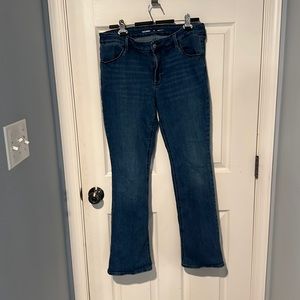 Old Navy Mid rise bootcut jeans